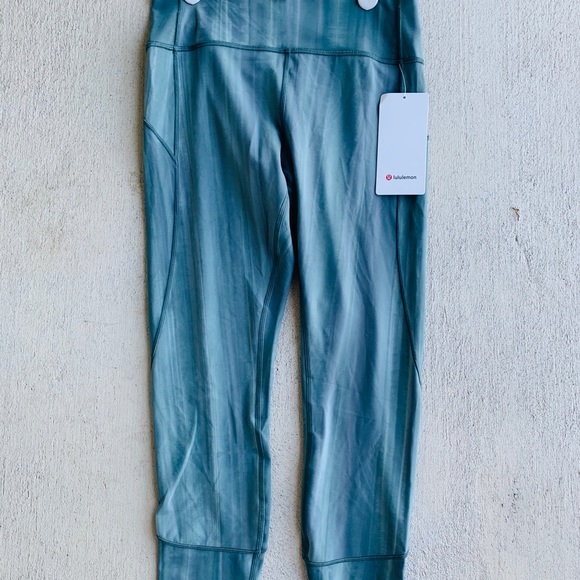 NWT ๐ Lululemon In Movement Tight 25โ *Everlux - Picture 2 of 7
